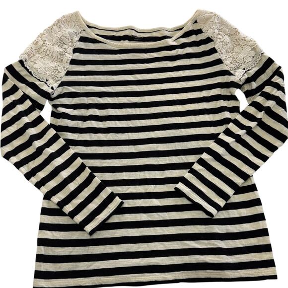 Ann Taylor LOFT Top Womens Medium Cream Black Striped Lace Shoulder Blouse - Picture 1 of 7